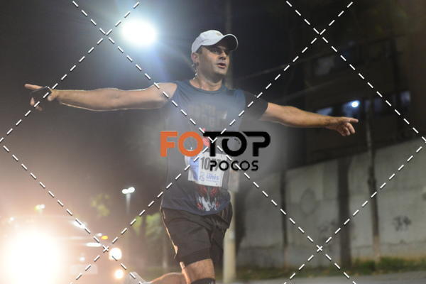 Buy your photos of the eventPA Rock Run - Corrida Noturna on Fotop
