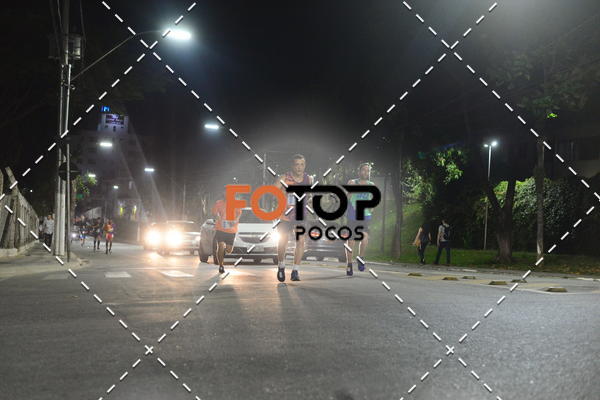 Buy your photos of the eventPA Rock Run - Corrida Noturna on Fotop