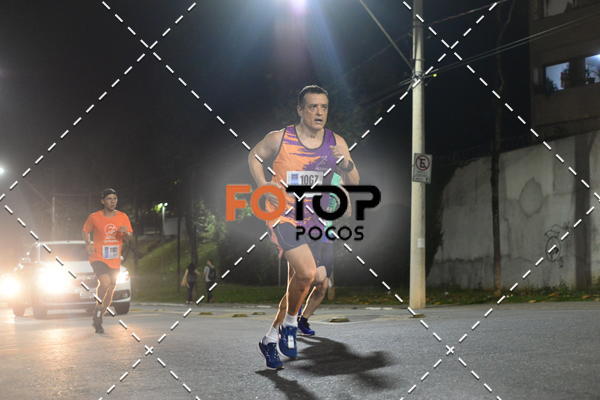 Buy your photos of the eventPA Rock Run - Corrida Noturna on Fotop