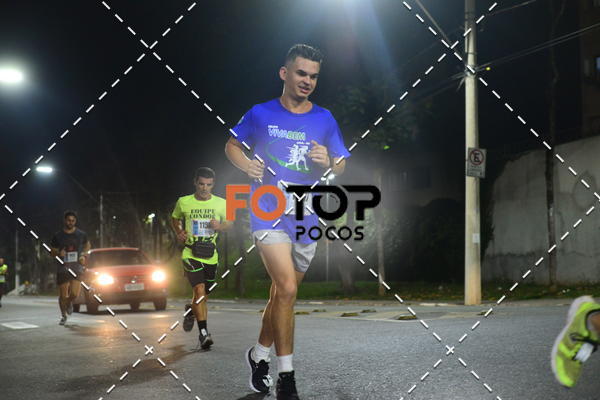 Buy your photos of the eventPA Rock Run - Corrida Noturna on Fotop