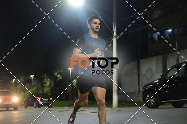 Buy your photos of the eventPA Rock Run - Corrida Noturna on Fotop