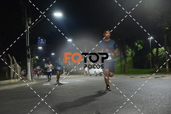 Buy your photos of the eventPA Rock Run - Corrida Noturna on Fotop