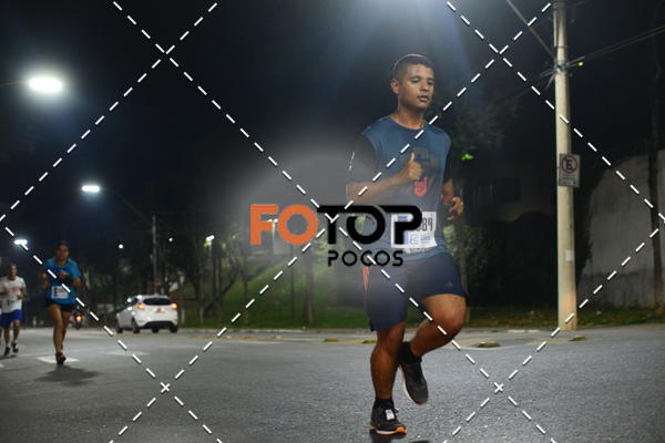 Buy your photos of the eventPA Rock Run - Corrida Noturna on Fotop