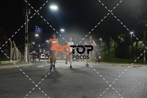 Buy your photos of the eventPA Rock Run - Corrida Noturna on Fotop