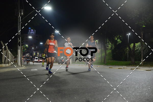 Buy your photos of the eventPA Rock Run - Corrida Noturna on Fotop