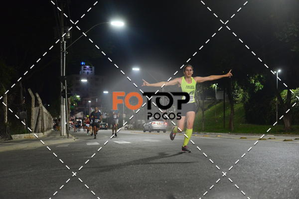 Buy your photos of the eventPA Rock Run - Corrida Noturna on Fotop
