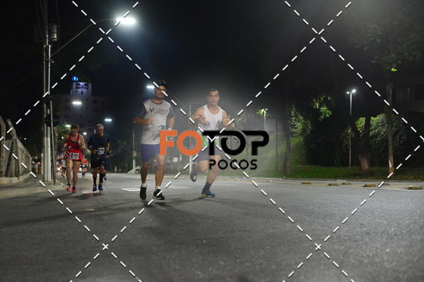 Buy your photos of the eventPA Rock Run - Corrida Noturna on Fotop
