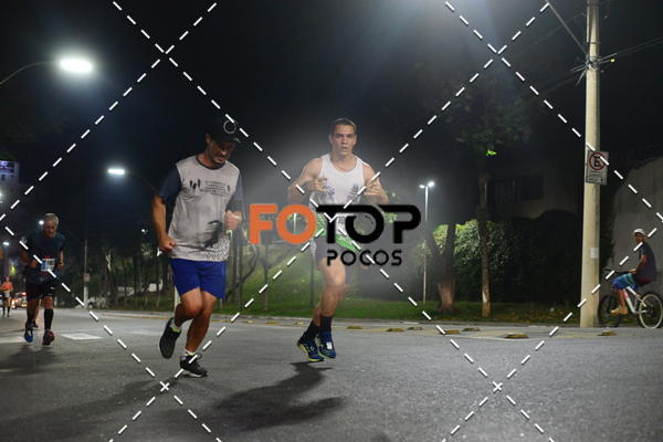 Buy your photos of the eventPA Rock Run - Corrida Noturna on Fotop