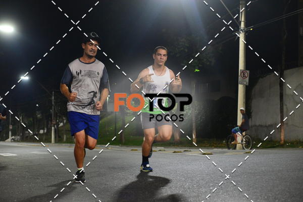 Buy your photos of the eventPA Rock Run - Corrida Noturna on Fotop
