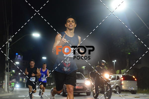 Buy your photos of the eventPA Rock Run - Corrida Noturna on Fotop