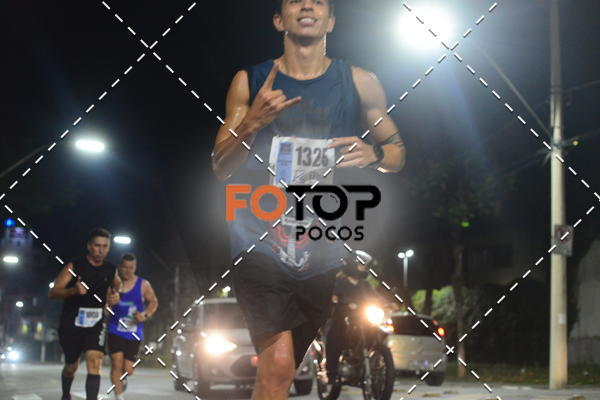 Buy your photos of the eventPA Rock Run - Corrida Noturna on Fotop