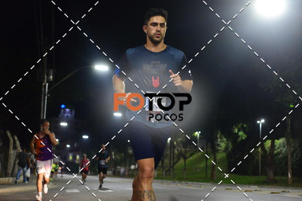 Buy your photos of the eventPA Rock Run - Corrida Noturna on Fotop
