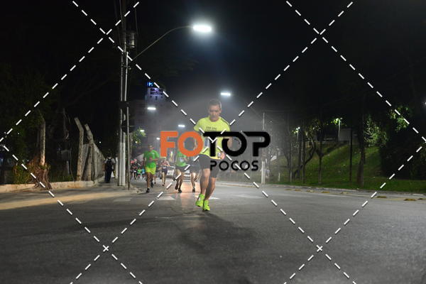 Buy your photos of the eventPA Rock Run - Corrida Noturna on Fotop