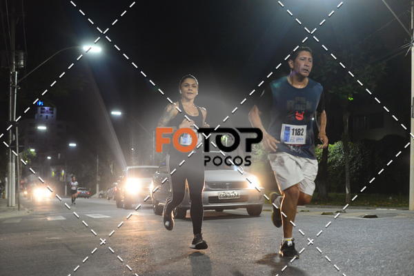 Buy your photos of the eventPA Rock Run - Corrida Noturna on Fotop