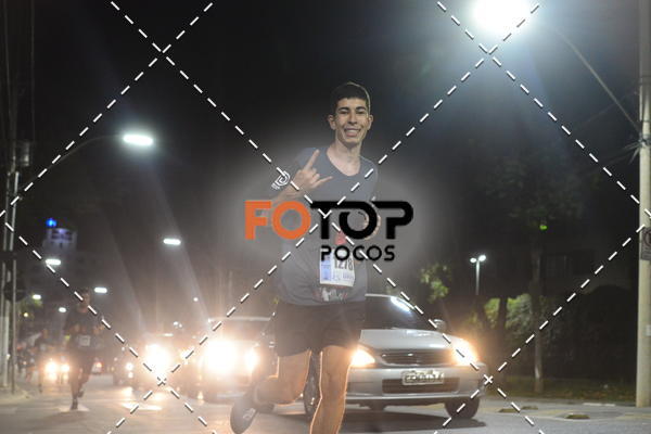 Buy your photos of the eventPA Rock Run - Corrida Noturna on Fotop