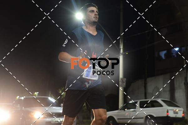 Buy your photos of the eventPA Rock Run - Corrida Noturna on Fotop
