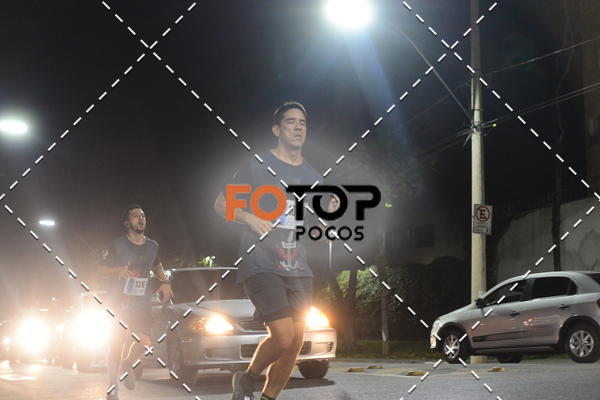 Buy your photos of the eventPA Rock Run - Corrida Noturna on Fotop
