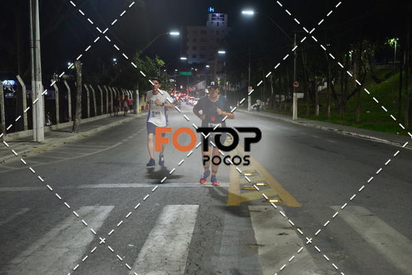 Buy your photos of the eventPA Rock Run - Corrida Noturna on Fotop
