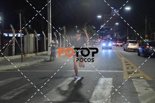 Buy your photos of the eventPA Rock Run - Corrida Noturna on Fotop