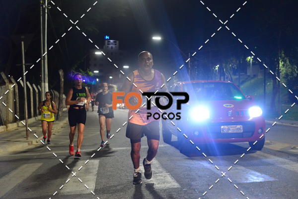 Buy your photos of the eventPA Rock Run - Corrida Noturna on Fotop
