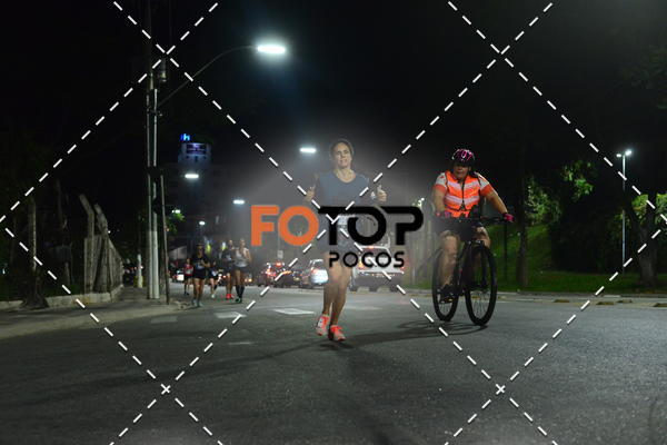 Buy your photos of the eventPA Rock Run - Corrida Noturna on Fotop