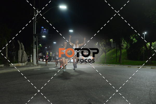 Buy your photos of the eventPA Rock Run - Corrida Noturna on Fotop