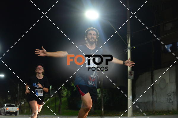 Buy your photos of the eventPA Rock Run - Corrida Noturna on Fotop