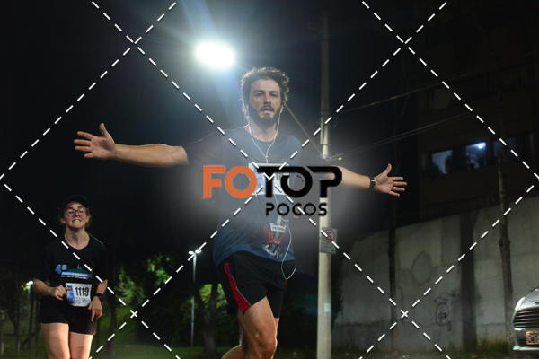 Buy your photos of the eventPA Rock Run - Corrida Noturna on Fotop