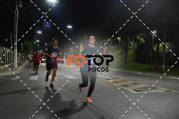 Buy your photos of the eventPA Rock Run - Corrida Noturna on Fotop