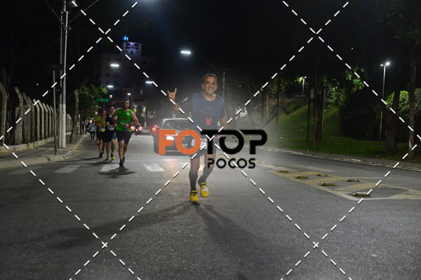 Buy your photos of the eventPA Rock Run - Corrida Noturna on Fotop