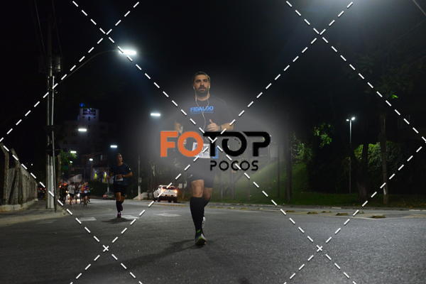 Buy your photos of the eventPA Rock Run - Corrida Noturna on Fotop