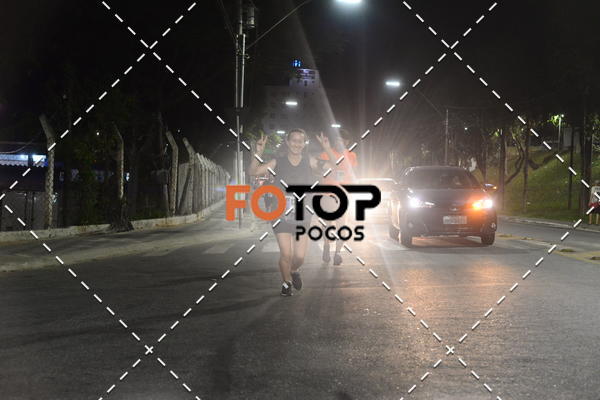 Buy your photos of the eventPA Rock Run - Corrida Noturna on Fotop