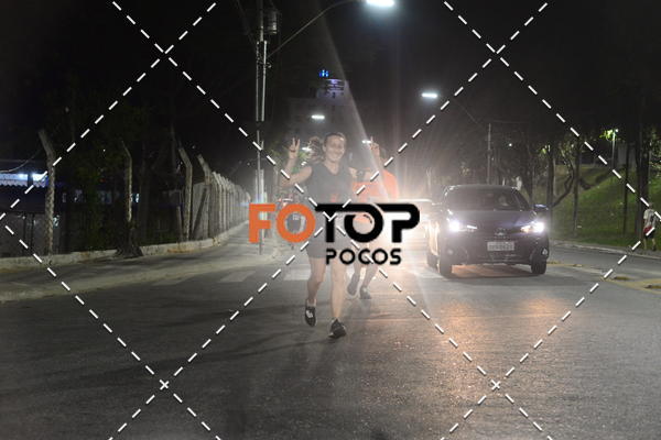 Buy your photos of the eventPA Rock Run - Corrida Noturna on Fotop