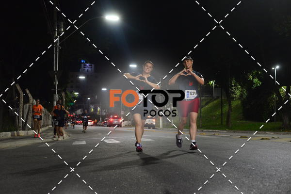 Buy your photos of the eventPA Rock Run - Corrida Noturna on Fotop