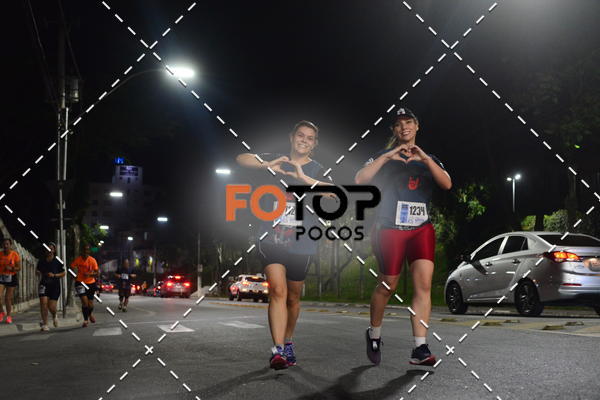 Buy your photos of the eventPA Rock Run - Corrida Noturna on Fotop