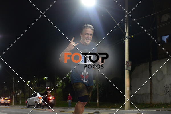 Buy your photos of the eventPA Rock Run - Corrida Noturna on Fotop