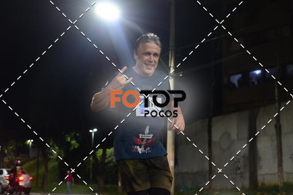Buy your photos of the eventPA Rock Run - Corrida Noturna on Fotop