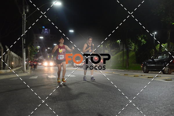 Buy your photos of the eventPA Rock Run - Corrida Noturna on Fotop