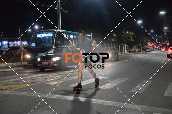 Buy your photos of the eventPA Rock Run - Corrida Noturna on Fotop