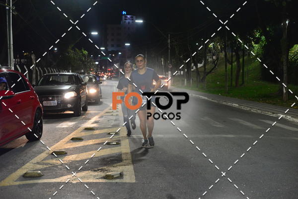 Buy your photos of the eventPA Rock Run - Corrida Noturna on Fotop