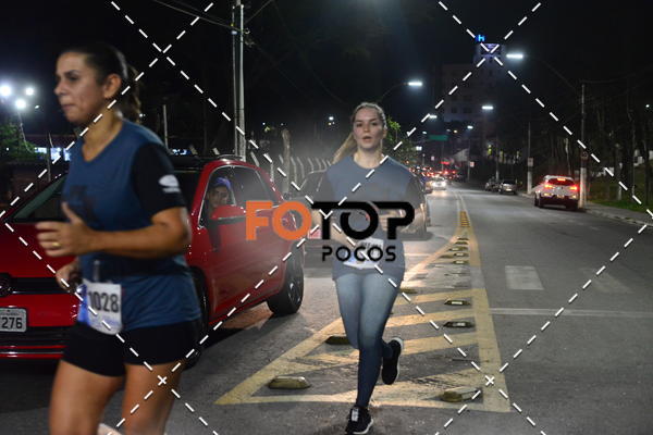 Buy your photos of the eventPA Rock Run - Corrida Noturna on Fotop
