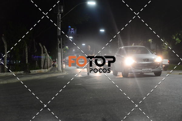 Buy your photos of the eventPA Rock Run - Corrida Noturna on Fotop