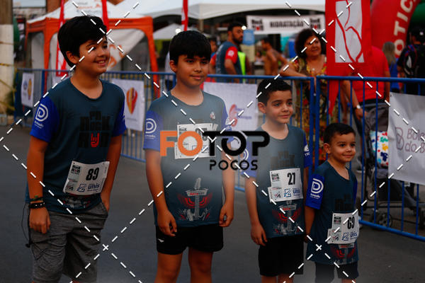 Buy your photos of the eventPA Rock Run - Corrida Noturna on Fotop