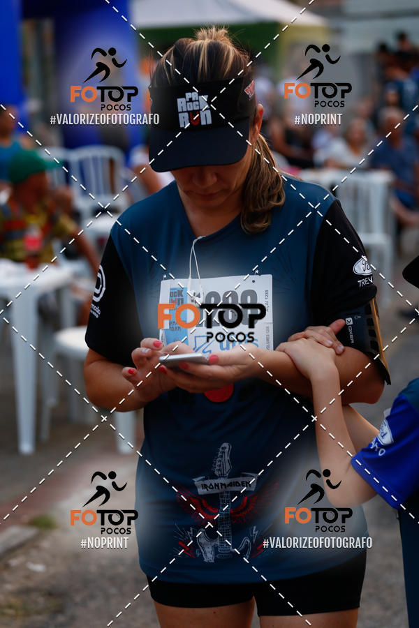 Buy your photos of the eventPA Rock Run - Corrida Noturna on Fotop