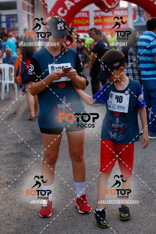 Buy your photos of the eventPA Rock Run - Corrida Noturna on Fotop