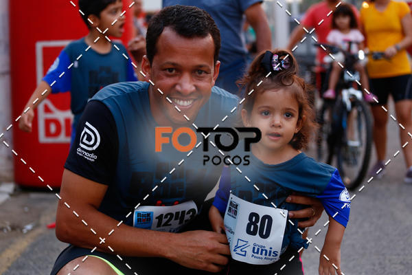 Buy your photos of the eventPA Rock Run - Corrida Noturna on Fotop