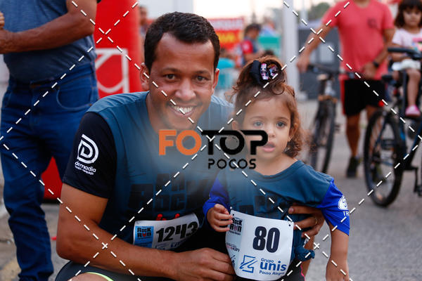 Buy your photos of the eventPA Rock Run - Corrida Noturna on Fotop