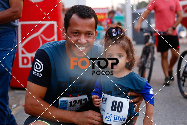 Buy your photos of the eventPA Rock Run - Corrida Noturna on Fotop