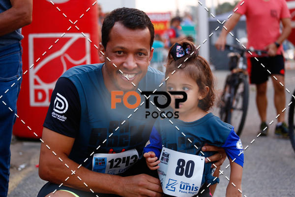 Buy your photos of the eventPA Rock Run - Corrida Noturna on Fotop
