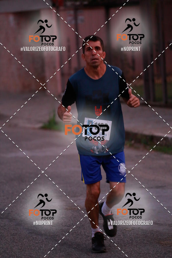 Buy your photos of the eventPA Rock Run - Corrida Noturna on Fotop